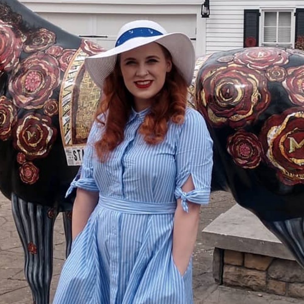 Meet your Posher, Taylor renee